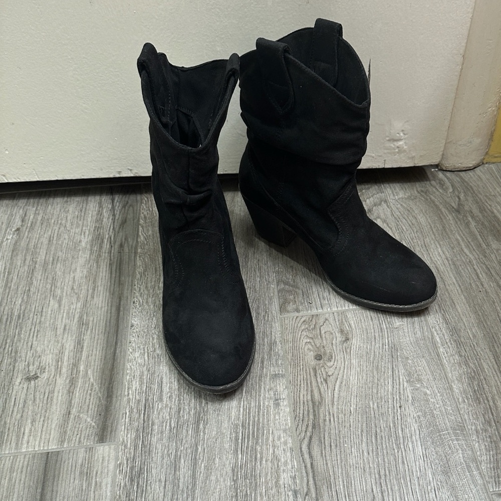 Rocket Dog Black Heeled Boots - Picture 3 of 12